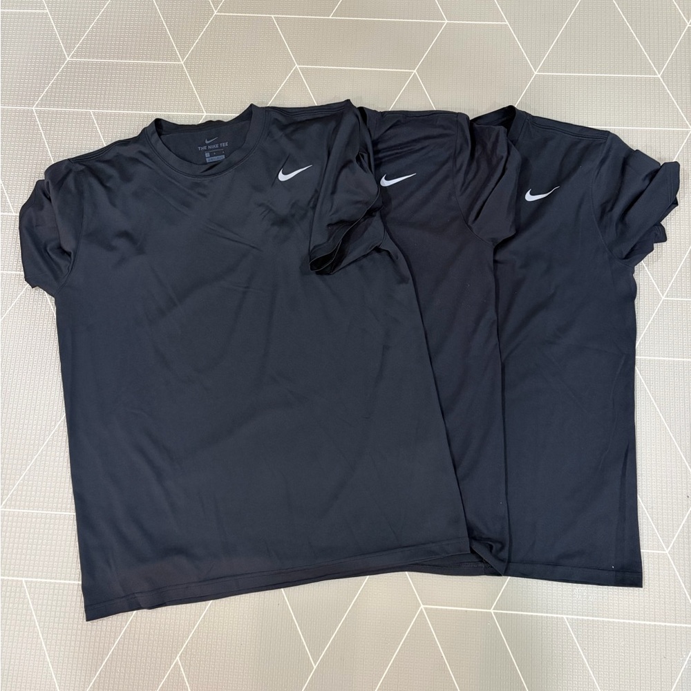 Nike Dri-FitMen's Black Short Sleeve Tee